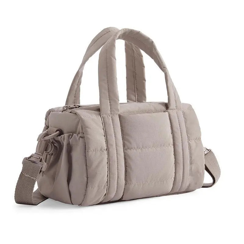 Reiki Quilted Gym Bag for Women 9.8×5.9×5.9In Yoga Mat Duffel with Wet Dry Pocket Sports Travel Bag Compact Lightweight Versatile for Gym Gear Daily Essentials
